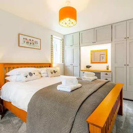 Prázdninový dům 2 Bed In Ambleside Oc-Lr140 *